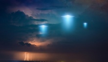 UFO bí ẩn làm người Mỹ rối tung những ngày qua đã tìm được lời giải?