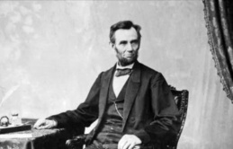 Tổng thống Lincoln: ‘Mỗi người sau 40 tuổi đều phải chịu trách nhiệm cho khuôn mặt của mình’