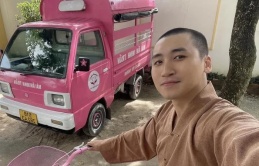 Hậu ly hôn, nam Vlogger Huy Cung xuống tóc đi tu, nói lời cuối về 'sự đời' nghe mà thấm!