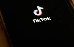 Mỹ cấm TikTok Shop để bảo vệ TMĐT: 61% mua hàng sau khi xem clip, mới ra mắt 1 năm đã vượt mặt Shein, thu về 16 tỷ USD, nguy cơ hàng giá rẻ Trung Quốc dìm ngập thị trường