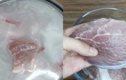 Sai lầm khi rửa thịt lợn khiến thịt bẩn hơn, muốn làm sạch nhớ thêm nguyên liệu này