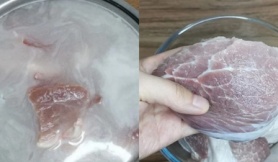 Sai lầm khi rửa thịt lợn khiến thịt bẩn hơn, muốn làm sạch nhớ thêm nguyên liệu này
