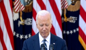 Ông Biden hứng chỉ trích vì thất bại của bà Harris